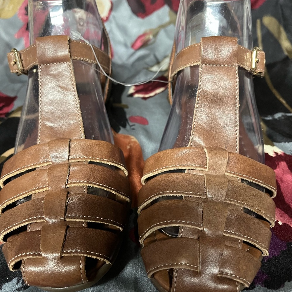 THE FLEXX Brown Strappy Sandals with Closed Toe